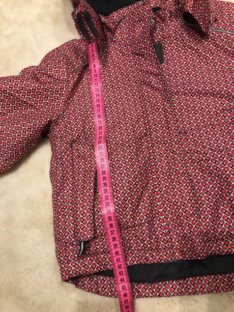 Vetrovka aj na lyžovačku, lupilu,98