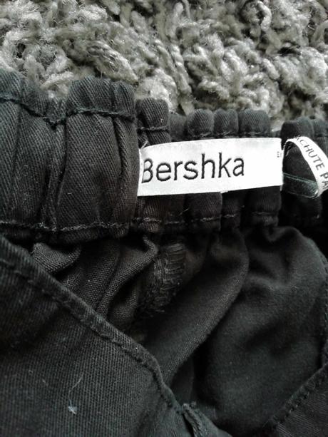 Čierne nohavice baggy, bershka,l