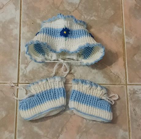 Čiapka a papučky, 56