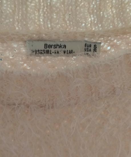 Predĺžený chlpatý sveter bershka, bershka,s