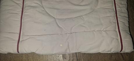 Bledučko ružová bunda, 122