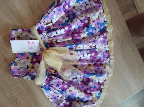 Šaty pre dievčatko, 86