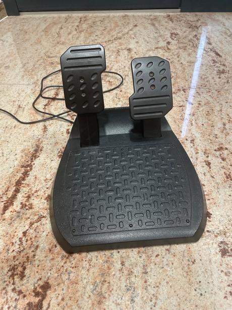 Volant k  playstation, 