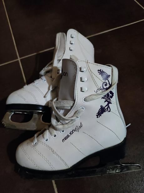 Korčule na ľad, 29