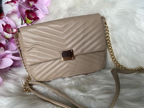 Dve crossbody,