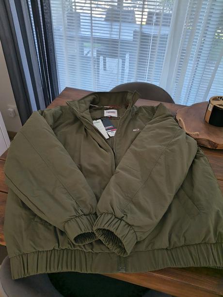 Tommy hilfiger pánska zimná bunda xl, tommy hilfiger,l / xl