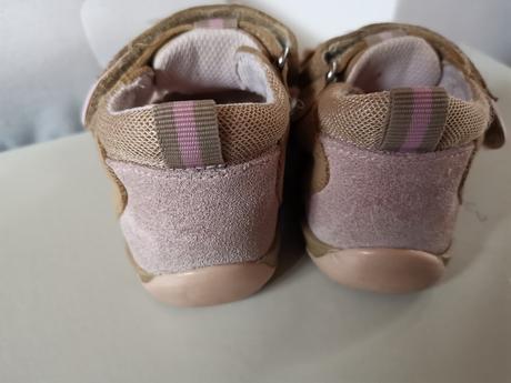 Sandálky pre dievčatko, č.22, bären-schuhe,22