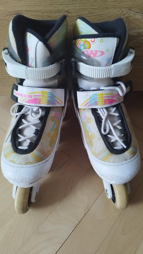 Kolieskové korčule, 32