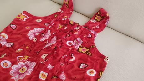 Šaty červené točivé, 104