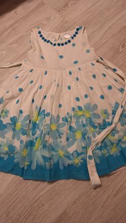 Kvetinové bohaté šaty, 110