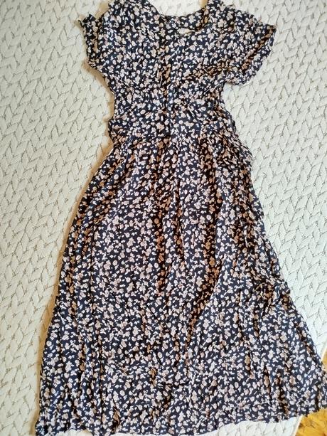 Retro kvietkovane šaty, s