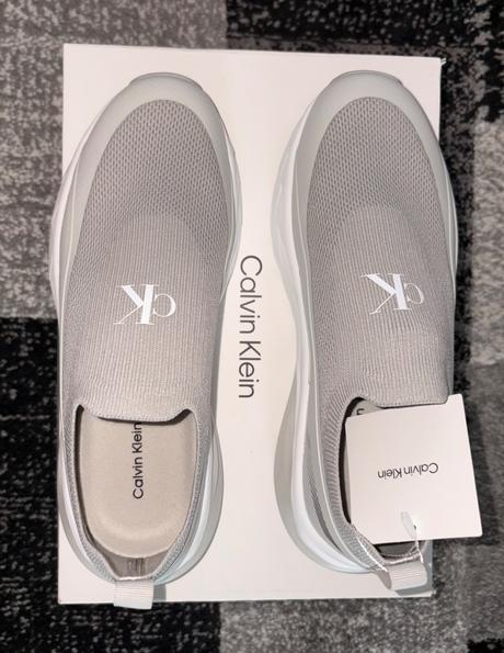Tenisky nazúvacie calvin klein sivé s visačkou, 37