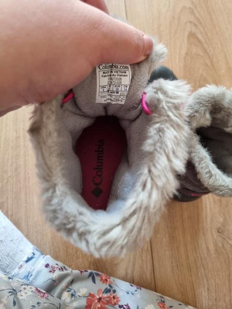 Snehule, columbia,26