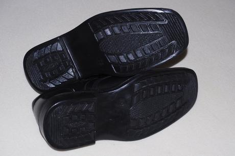 Chlapčenské spoločenské topánky, 33