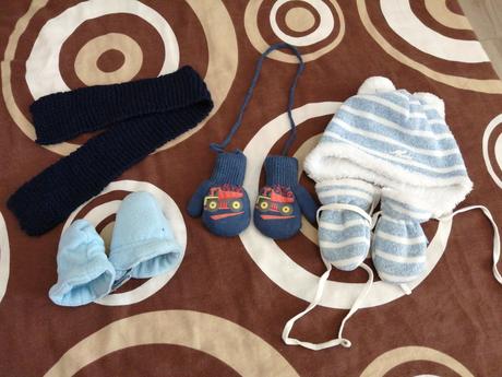 3x rukavičky, šál a zimná čiapka, rada,74