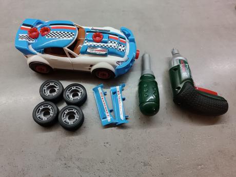 Klein skladacie auto s vŕtačkou, 