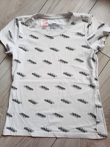 Pekne tricko adidas, adidas,146