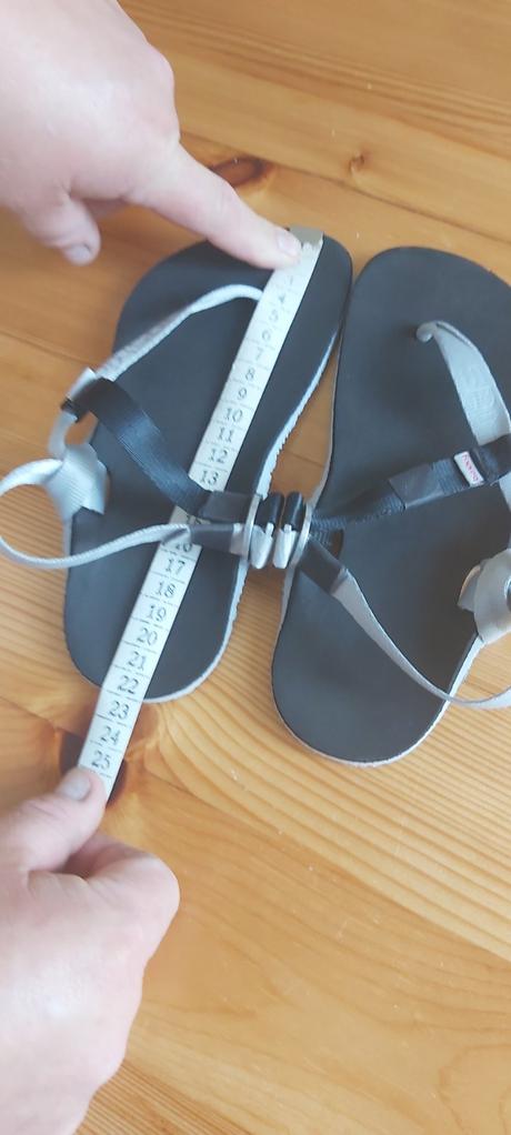 Barefoot sandalky, 33