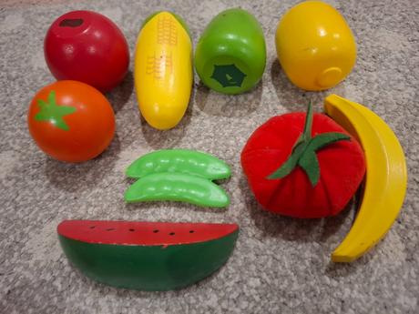 Drevene potraviny do kuchynky,