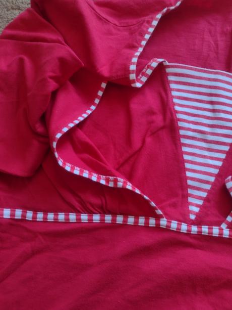 Pyžamo, domáci úbor, 42