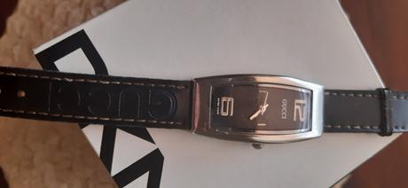 Damske vintage hodinky, gucci