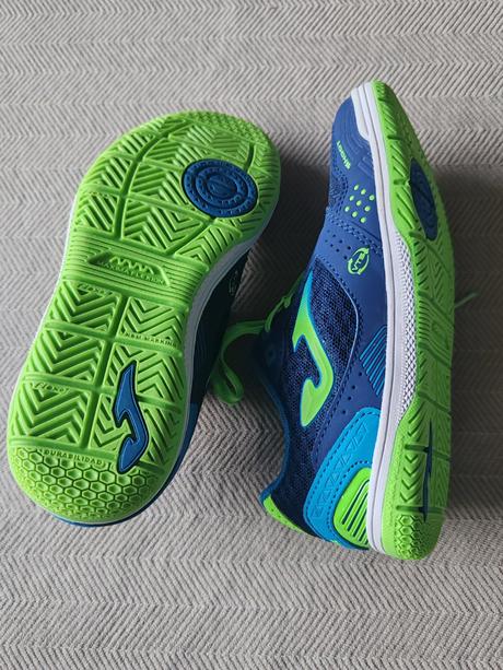 Halovky joma, joma,33