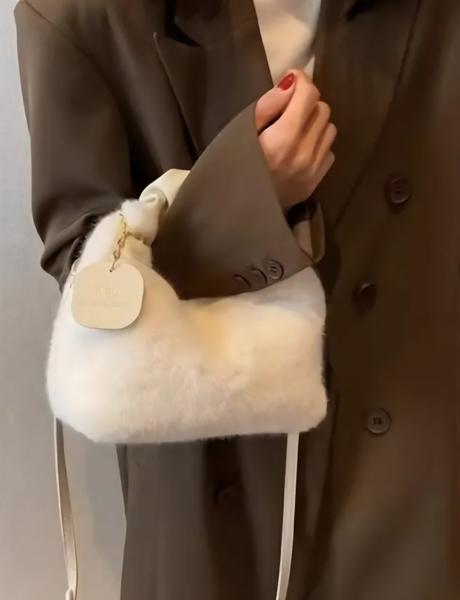 Kožušinková kabelka-biela,