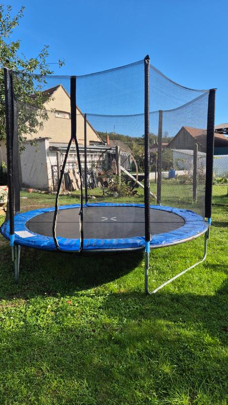 Trampolina, 150-199 cm