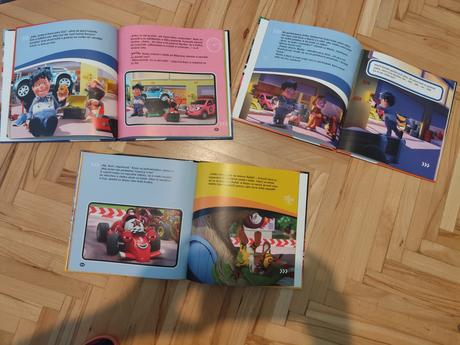 Tri knihy roary pretekárske auto, 