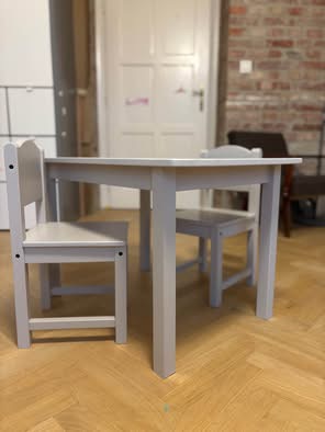 Detský stôl a stoličky, 