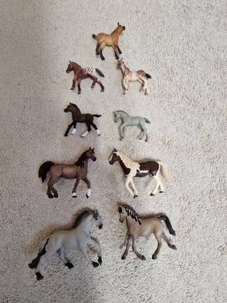 Schleich kone a zriebatka 9ks,