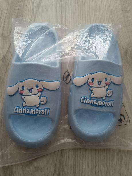 Cinnamoroll šľapky, reserved,34