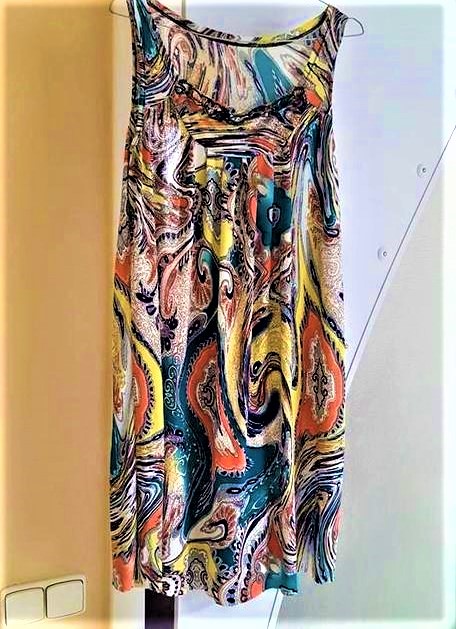 Voľné letné šaty, l