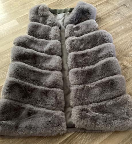 Kožušinová vesta darujem k nákupu, 