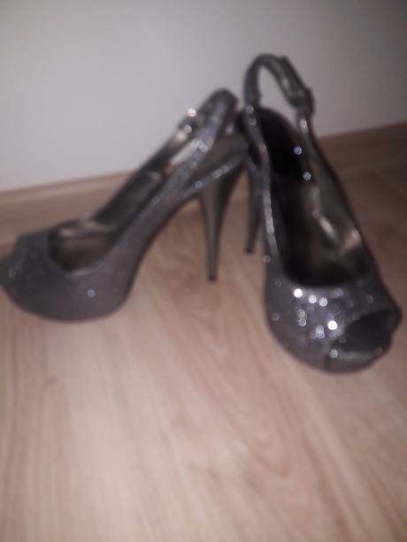 Sandale na platforme, 40