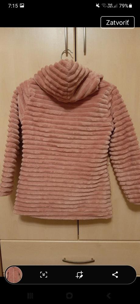 Dievčenský kabátik/vetrovka, 134