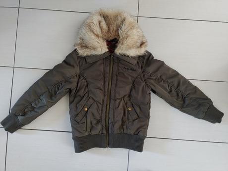 Zimna bunda, c&a,140