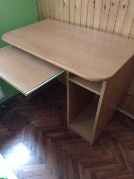 Pc stolík, 