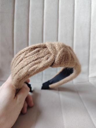 Vlnená bledo hnedá čelenka do vlasov, 