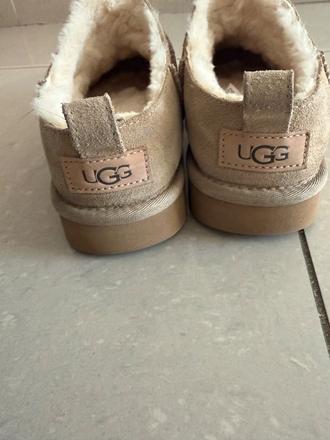 Ugg, ugg,39