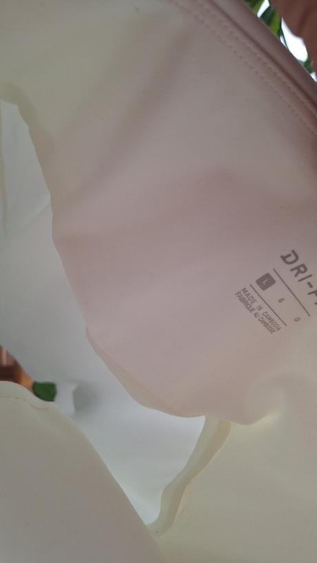 Tielko tricko nike yoga fitness vel 40/42, nike,l