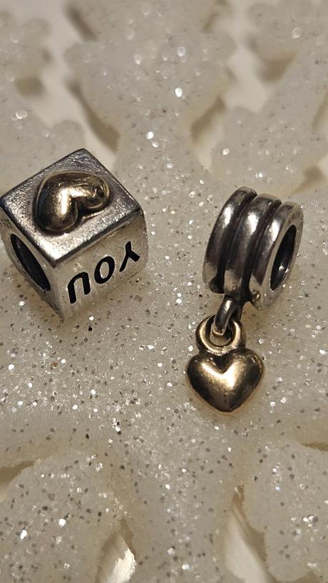 Pandora bicolor 2x srdieckove, pandora