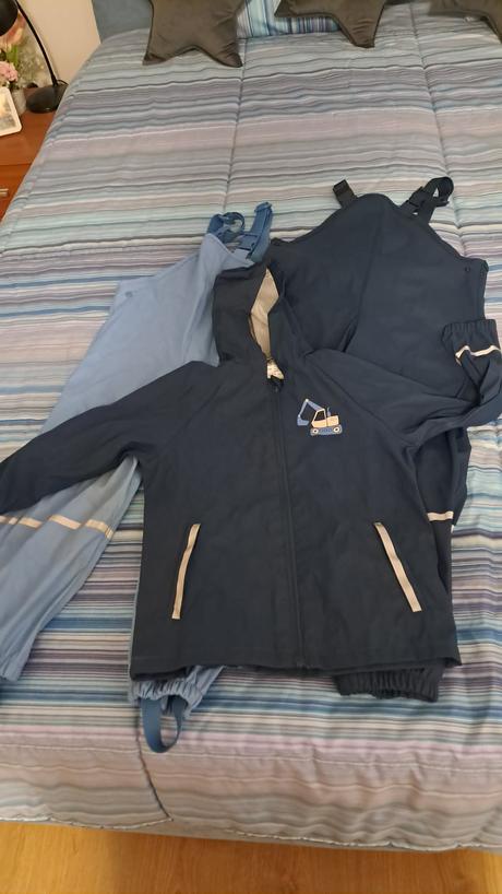 Balík oblečenia pre chlapca 116-128 s topánkami, 122–134