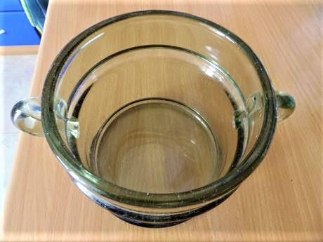 Miska z hrubého skla,