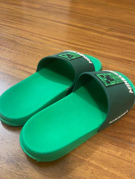Zelené minecraft šľapky veľ. 35-36, 35