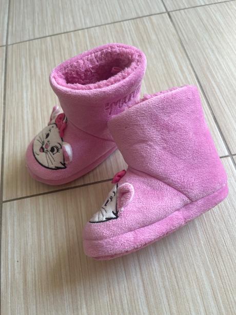 Papučky iba vyskusane, 23