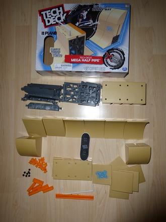 Tech deck mega half pipe, 