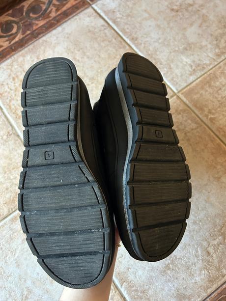 Čižmy/snehule caprice -36, 36