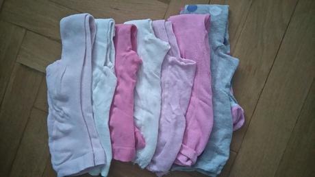 Menší balík oblečenia, 68–80