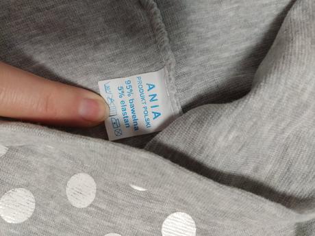 Sivá bodkovana čiapka 146-152, 146